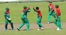 <font style='color:#000000'>Bangladesh win toss opts to bat</font>